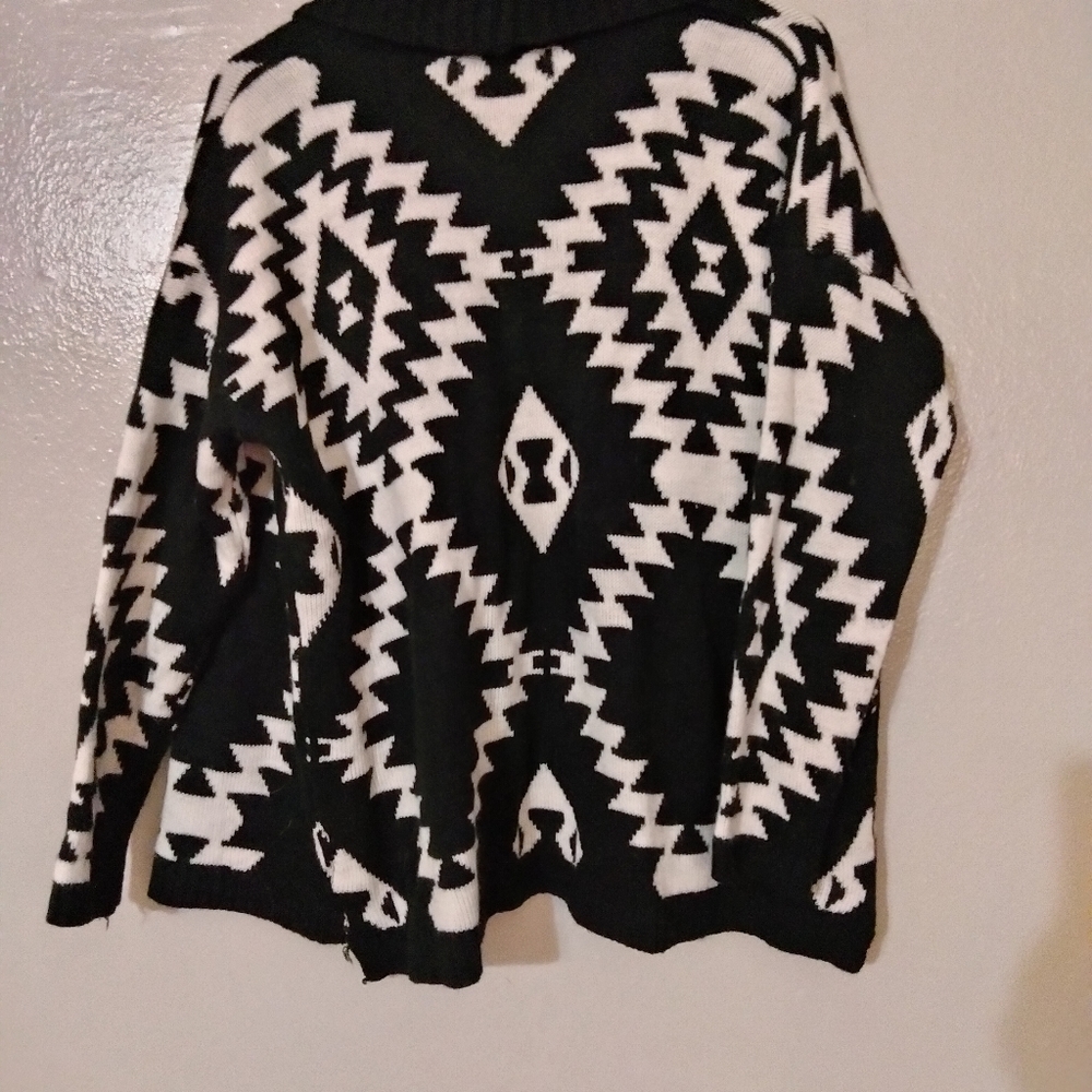 Cardigan - Picture 4 of 4